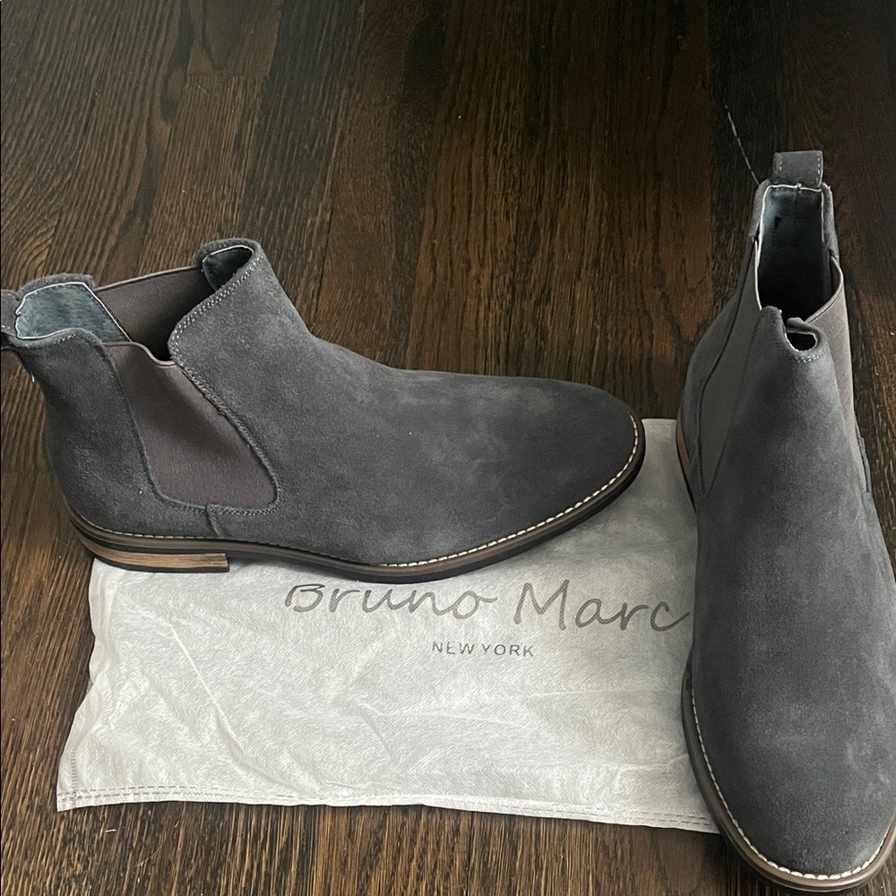 Bruno Marc Men’s Grey Suede Chelsea Boots